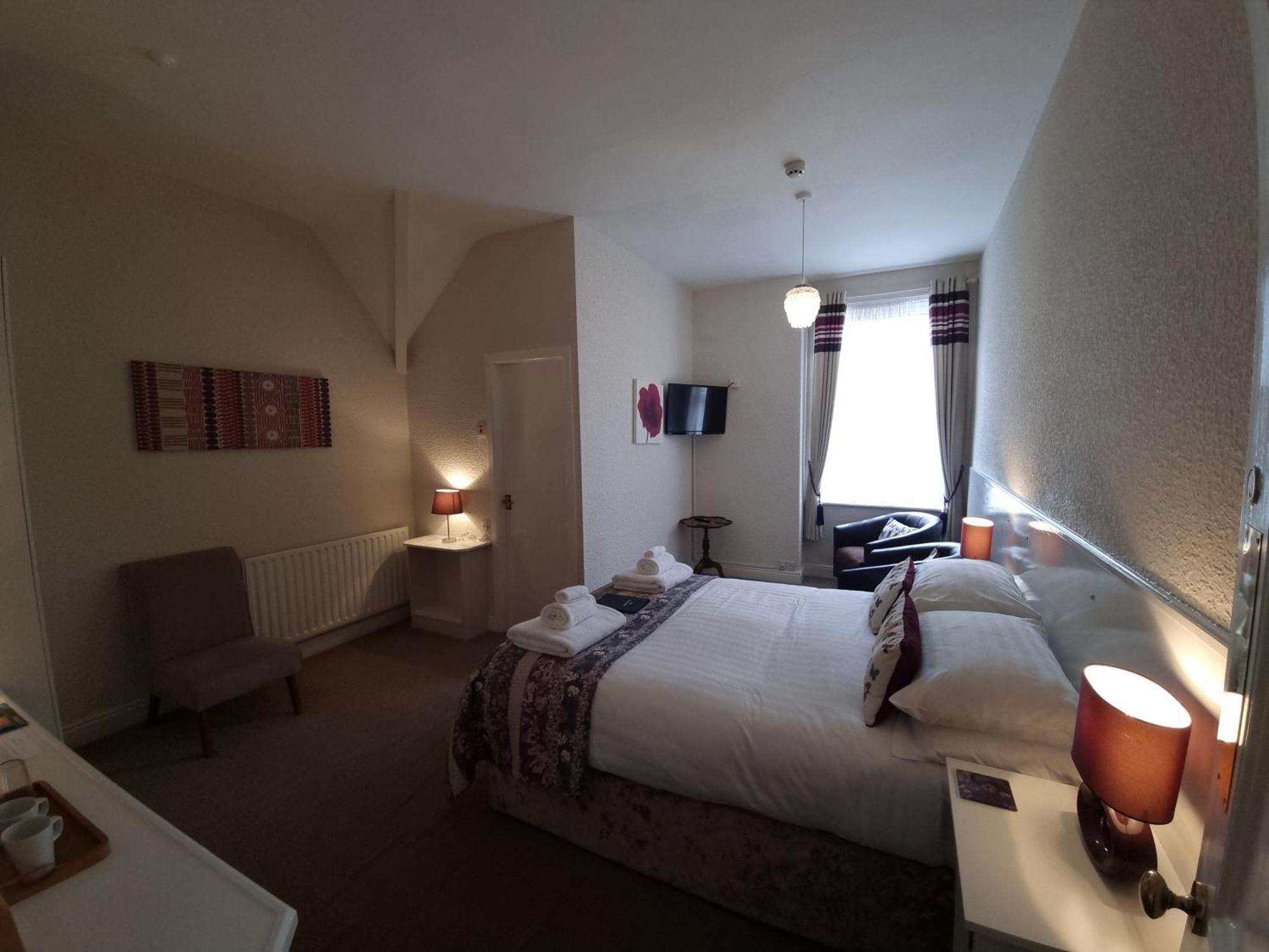 The Cavendish Hotel Scarborough Buitenkant foto