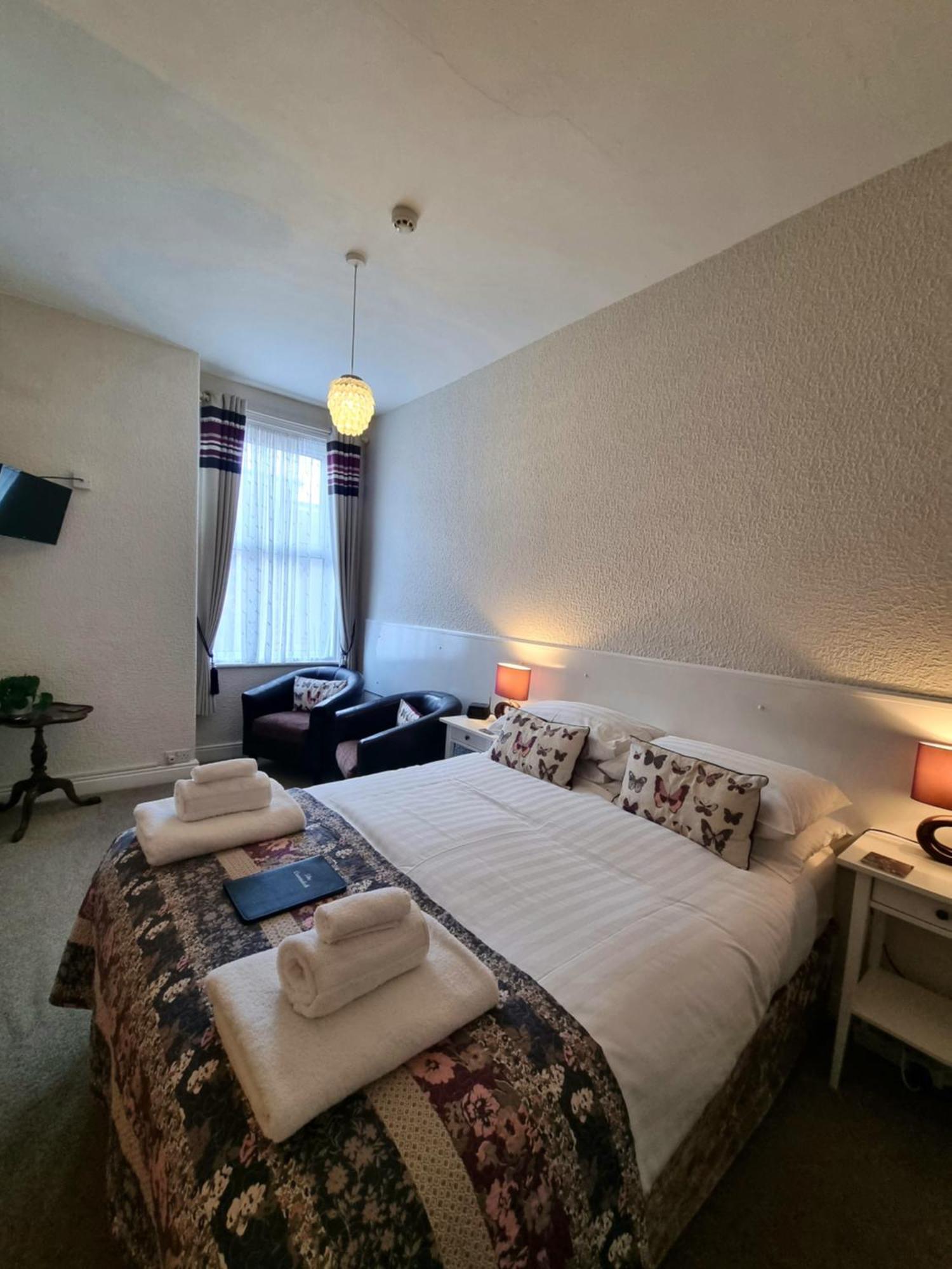 The Cavendish Hotel Scarborough Buitenkant foto