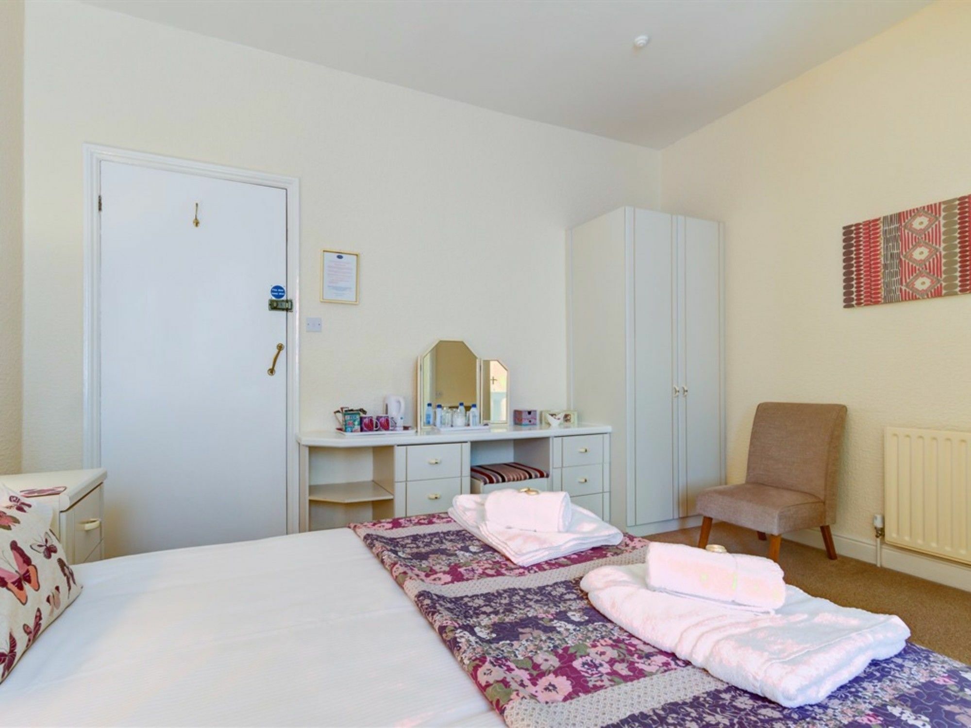 The Cavendish Hotel Scarborough Buitenkant foto