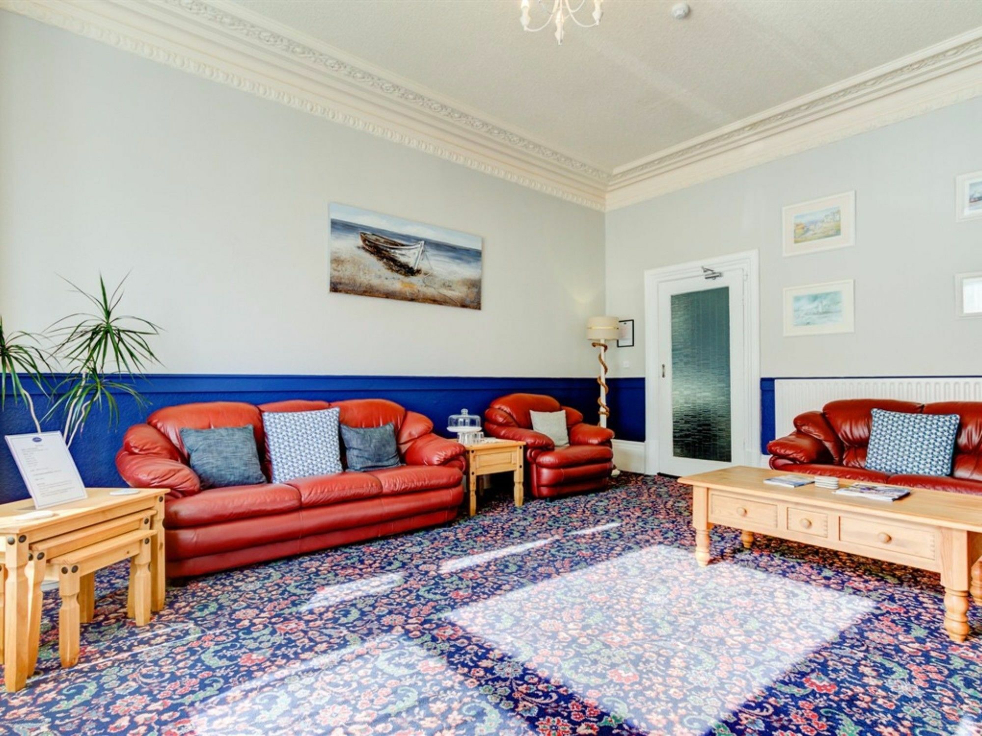 The Cavendish Hotel Scarborough Buitenkant foto